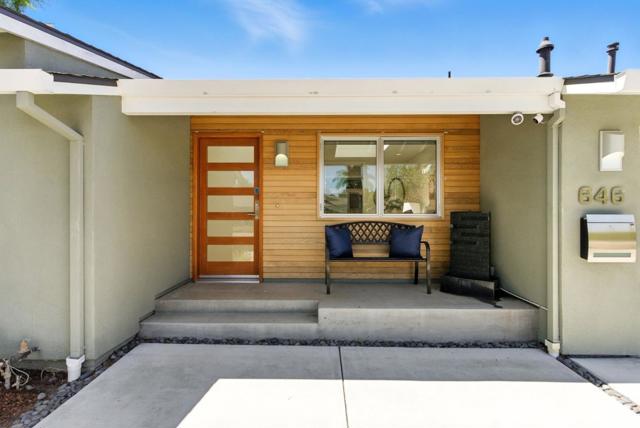 646 Georgia Avenue, Palo Alto CA: https://media.crmls.org/mediaz/2af327da-28e6-4ce1-9a0c-7e4ef943e841.jpg
