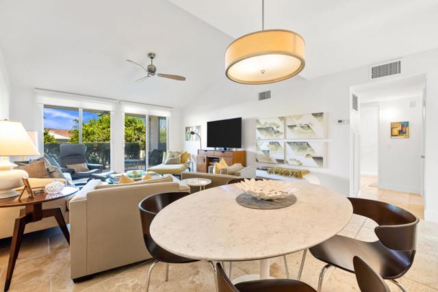 2077 S Caliente Drive, Palm Springs CA: https://media.crmls.org/mediaz/2af35de2-8647-467e-97e9-b937fe521dc9.jpg