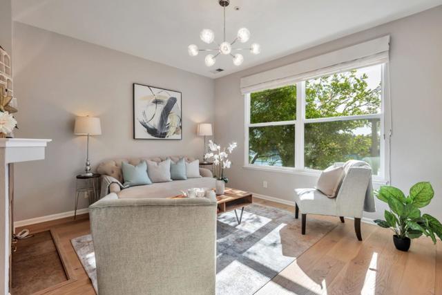 701 Baltic Circle, Redwood City CA: https://media.crmls.org/mediaz/2af489d8-efea-47d5-8298-a53d3d4a25e2.jpg