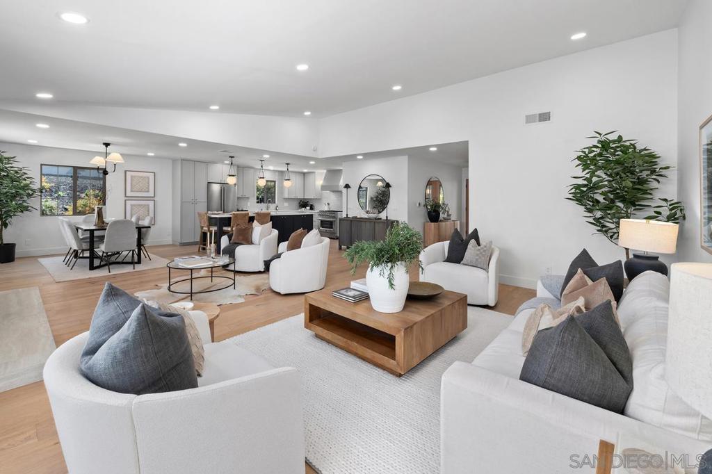 3008 Garboso St. - photo 8