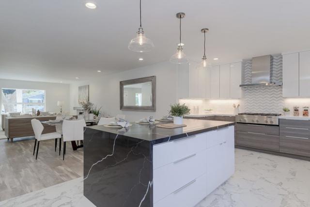 116 Daphne Way, East Palo Alto CA: https://media.crmls.org/mediaz/2af4f4e9-240a-41ed-a24c-85bd4d346d14.jpg