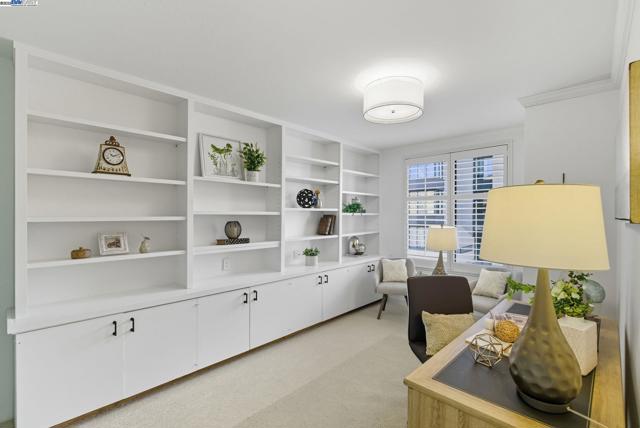 156 Lombard St, San Francisco CA: https://media.crmls.org/mediaz/2af532c7-9aec-47a6-8a32-9e5da1f0bb07.jpg