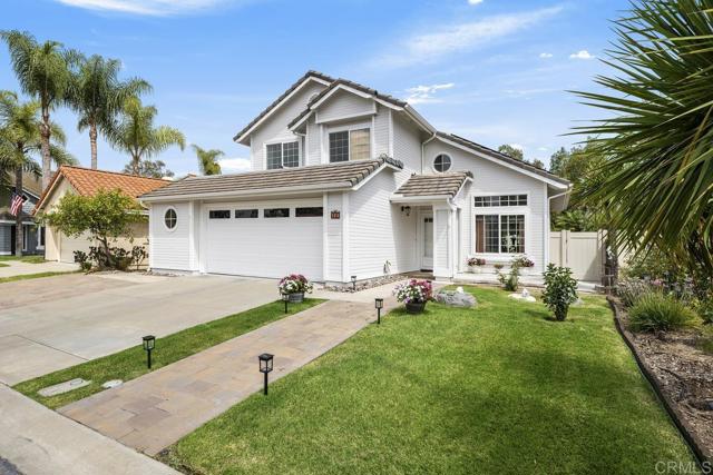 647 Boysenberry Way, Oceanside CA: https://media.crmls.org/mediaz/2af55466-05a2-4ffd-8c2d-eb6042c9725c.jpg