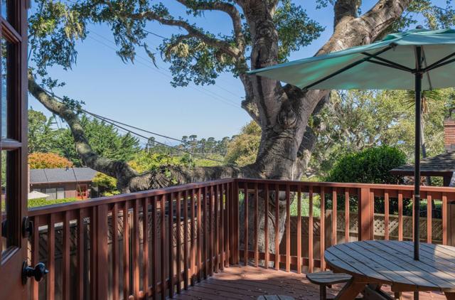 1034 Hillside Avenue, Pacific Grove CA: https://media.crmls.org/mediaz/2af5d72d-c7e5-4a24-99e5-61c0e498d16e.jpg