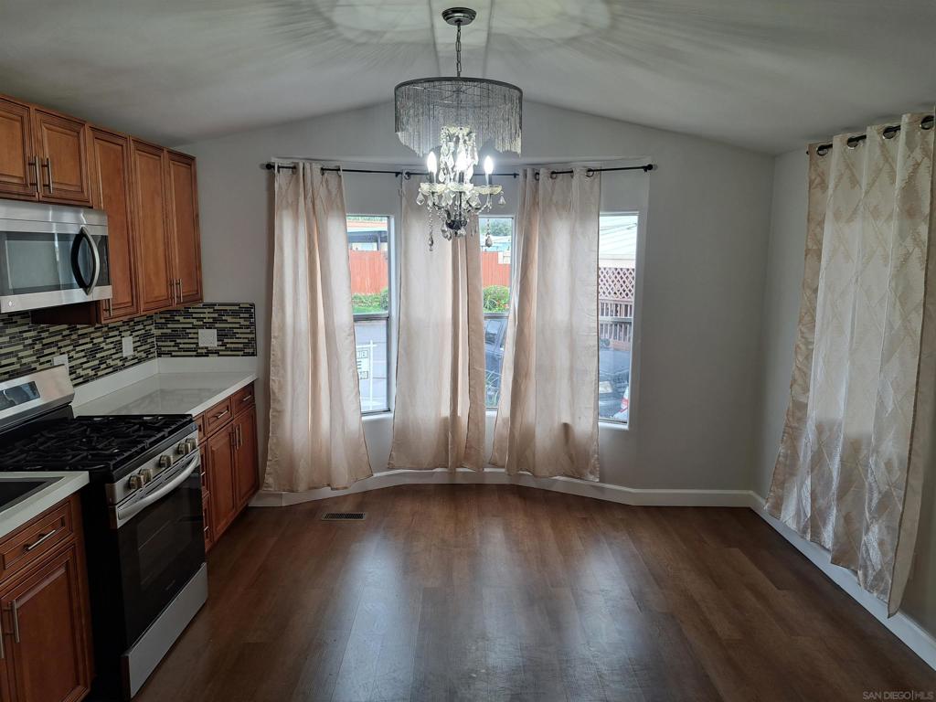 MLS #250039290SD image #13