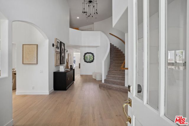 314 22nd Street, Santa Monica CA: https://media.crmls.org/mediaz/2af7b01f-a620-45d5-b279-4dbfb55d6fb3.jpg