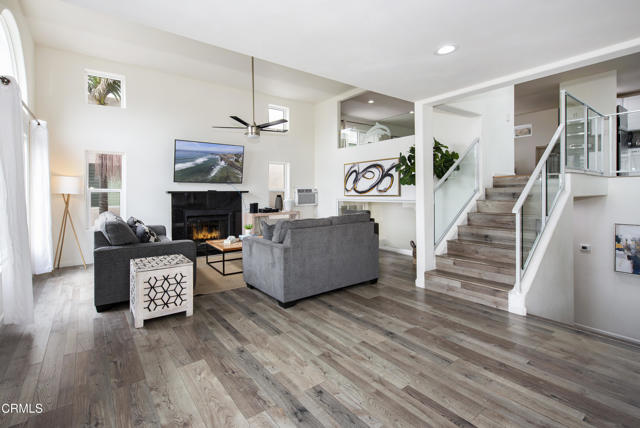 Detail Gallery Image 3 of 21 For 6733 Breakers Way, Ventura,  CA 93001 - 3 Beds | 2/1 Baths