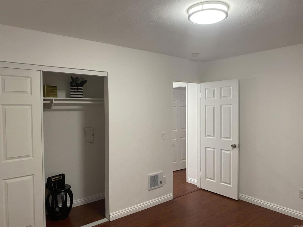 841 40th St. - photo 5