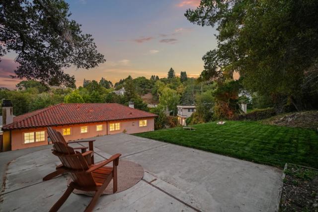 2855 Churchill Drive, Hillsborough CA: https://media.crmls.org/mediaz/2af993d5-7d3a-4388-8d22-5e3f0c8797ec.jpg