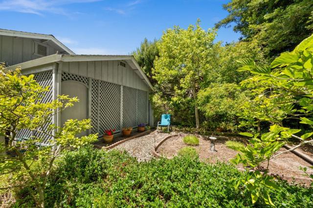 101 Sea Terrace Way, Aptos CA: https://media.crmls.org/mediaz/2afa0292-d1c1-4754-8329-88bc4131f99e.jpg