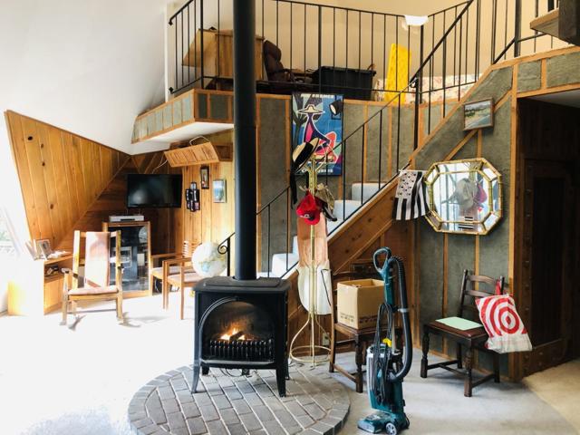 827 Valencia Road, Aptos CA: https://media.crmls.org/mediaz/2afc097e-4675-4eb9-ada4-693926fdd8dd.jpg