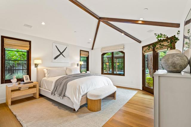 1683 Dalehurst Avenue, Los Altos CA: https://media.crmls.org/mediaz/2afce7bd-bde2-44a2-86bd-92c6b1518332.jpg