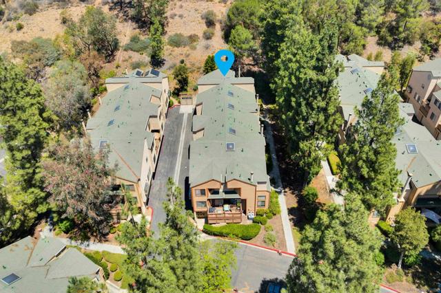 9327 Lake Murray Blvd, San Diego CA: https://media.crmls.org/mediaz/2afd0d33-c0fa-4428-beb2-5c5f672195f2.jpg