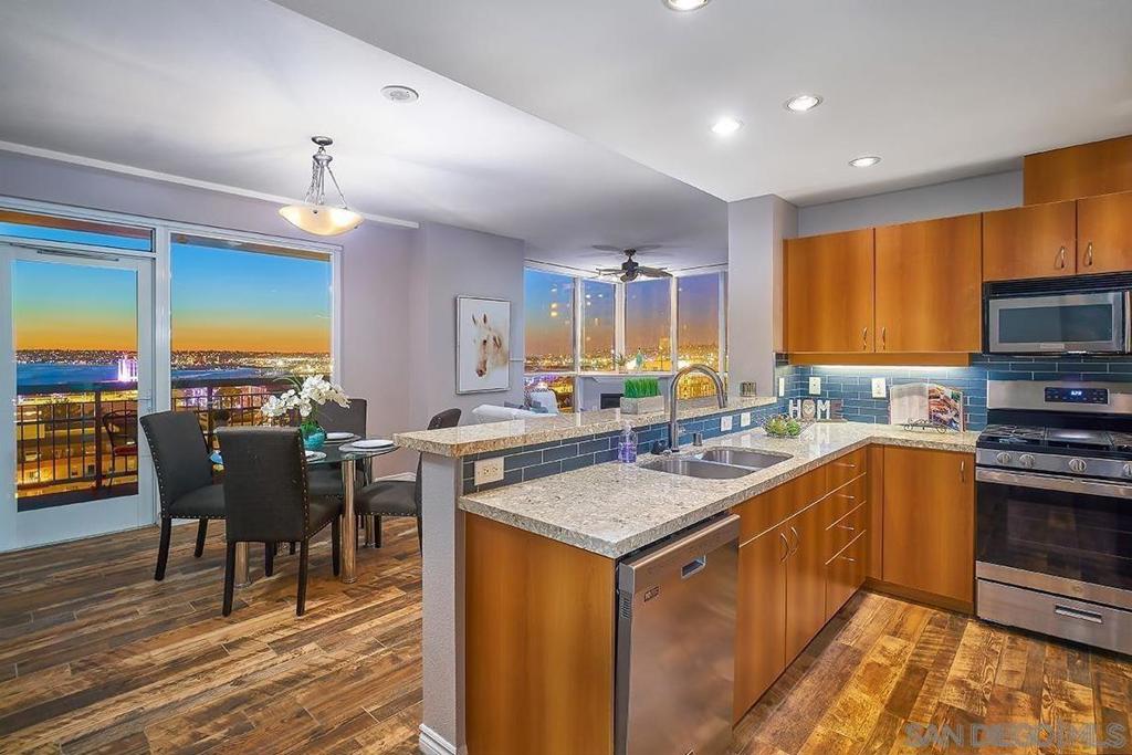 300 Beech St - photo 8