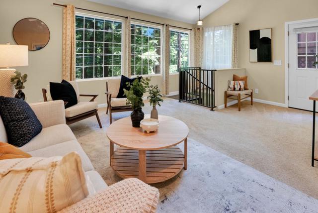 17981 Ogallala Warpath Road, Los Gatos CA: https://media.crmls.org/mediaz/2afd5aca-7577-4e69-970d-7b114107d361.jpg