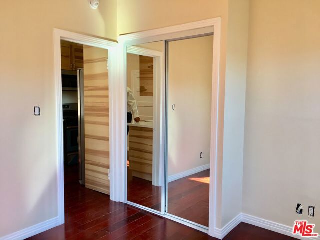 1430 Maltman Avenue, Los Angeles CA: https://media.crmls.org/mediaz/2afda00a-dfc6-4255-b838-f075f262d2fe.jpg