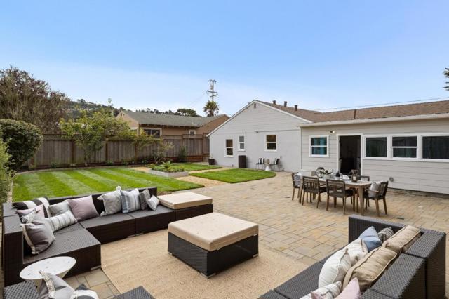 207 Nelson Avenue, Pacifica CA: https://media.crmls.org/mediaz/2afe530e-3be1-443e-a6e2-8866f1e3aa73.jpg