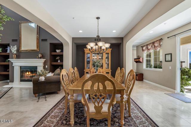 Detail Gallery Image 6 of 55 For 3447 Sentinel Ct, Simi Valley,  CA 93065 - 5 Beds | 4/1 Baths