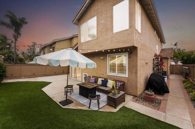 305 Cobblestone Place, Santee CA: https://media.crmls.org/mediaz/2affc374-a83c-438d-8e76-8d7c3ceaed60.jpg
