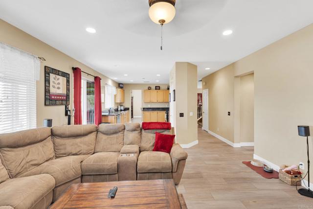 Detail Gallery Image 24 of 64 For 17866 Robusta Dr, Riverside,  CA 92503 - 6 Beds | 3 Baths