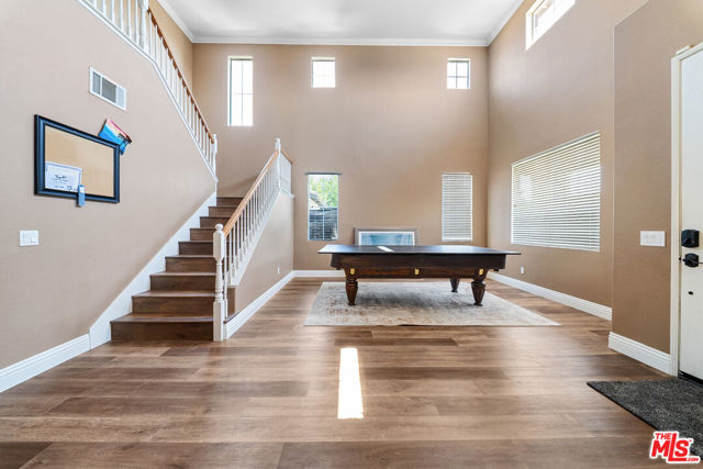 11501 Trailrun Court, Riverside CA: https://media.crmls.org/mediaz/2b014fd6-eedd-4715-8ae1-18d3ad718450.jpg
