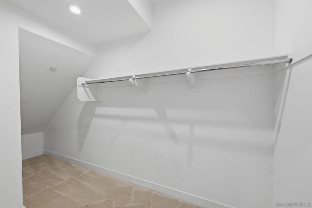 2806 Avella Cir - photo 10