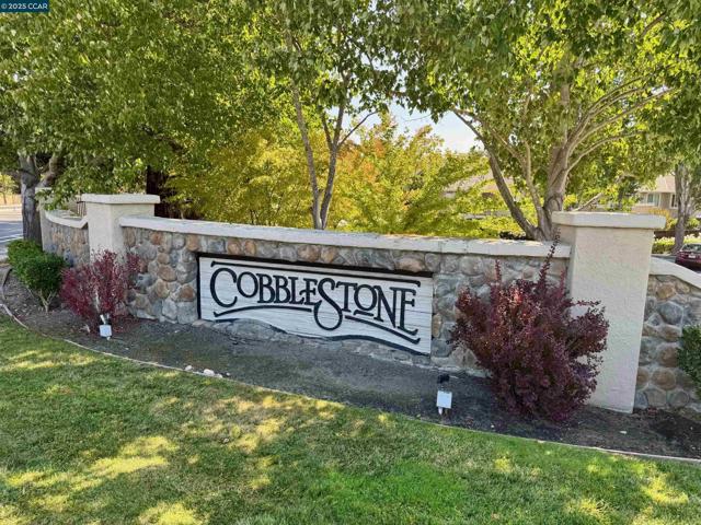 3783 Crow Canyon, San Ramon CA: https://media.crmls.org/mediaz/2b02576a-58bb-4c49-ae70-28220e9e14f9.jpg