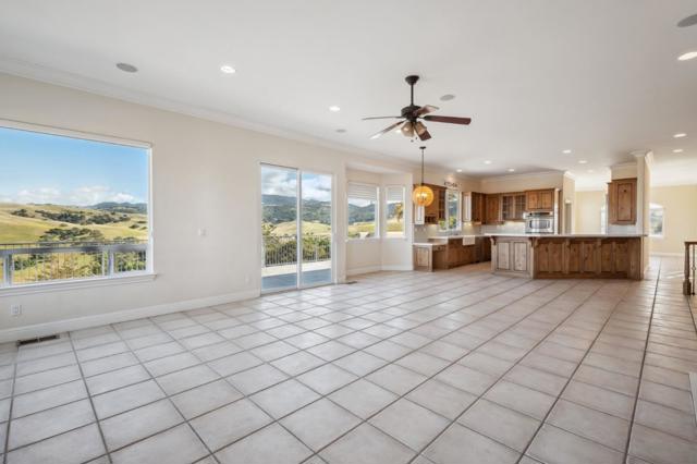 4165 Ashford Circle, Hollister CA: https://media.crmls.org/mediaz/2b02a91b-e6c2-434b-a778-213701f7b1e5.jpg