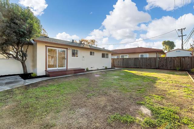 527 Maple Avenue, Milpitas CA: https://media.crmls.org/mediaz/2b032d35-682d-4334-bfd5-cbc5ea2278f6.jpg