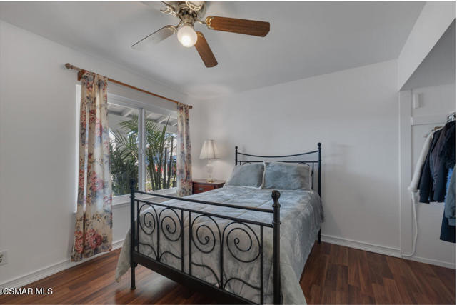 2108 N Brower Street, Simi Valley CA: https://media.crmls.org/mediaz/2b034b12-30b7-4242-a2d9-047dba3eafd3.jpg