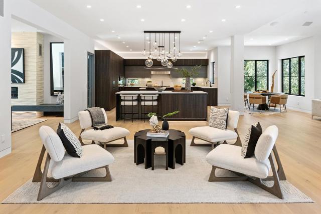 89 Tallwood Court, Atherton CA: https://media.crmls.org/mediaz/2b035c57-acb3-4c3e-ac71-95764f640da3.jpg