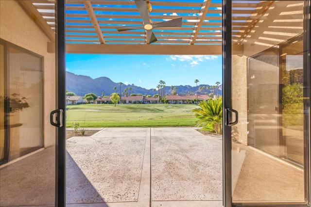 78136 Calle Norte, La Quinta CA: https://media.crmls.org/mediaz/2b0369f7-2956-492f-a744-d443fd987e40.jpg