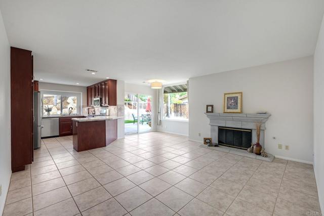 Detail Gallery Image 14 of 35 For 31202 Enfield Ln, Temecula,  CA 92591 - 5 Beds | 3 Baths