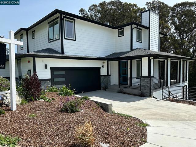 9 Turner Ct, Oakland CA: https://media.crmls.org/mediaz/2b03a2f1-23f7-4adc-bff1-4914d741ec7b.jpg