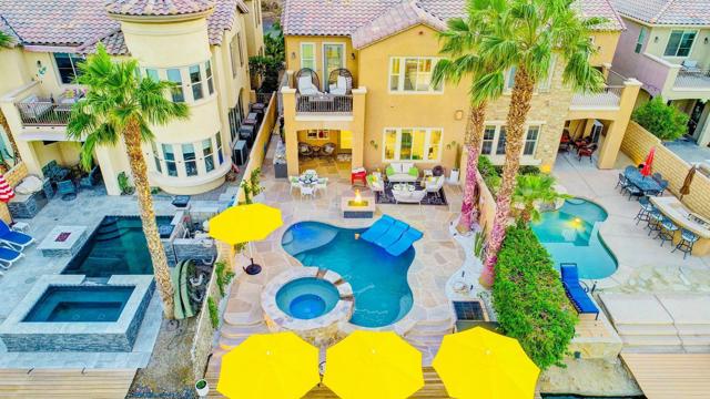 43173 Bacino Court, Indio CA: https://media.crmls.org/mediaz/2b03d620-63fd-4db6-805b-e3ab334b8439.jpg