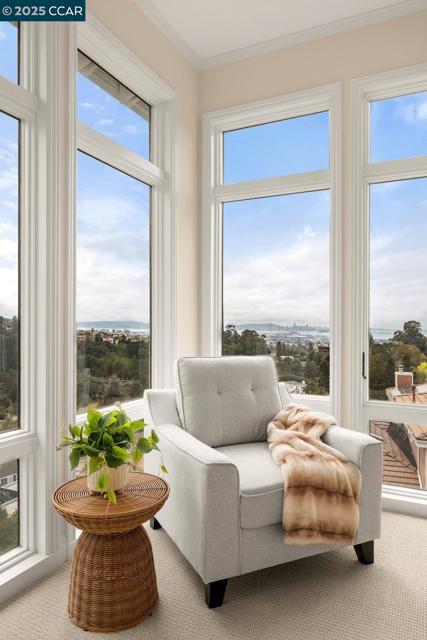6585 Swainland Rd, Oakland CA: https://media.crmls.org/mediaz/2b049a5f-15cb-4393-9d71-32b029d1e4f8.jpg