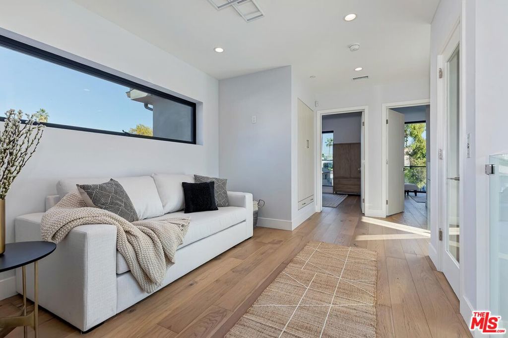 MLS #26749393 image #29