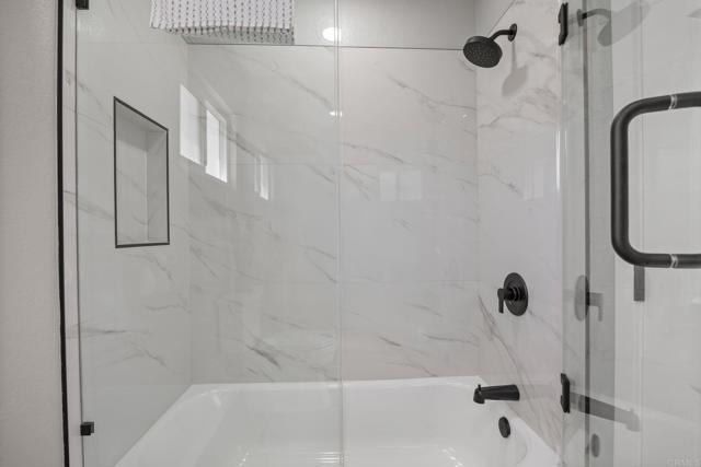 Detail Gallery Image 32 of 64 For 2755 Victoria Ave, Carlsbad,  CA 92010 - 4 Beds | 2/1 Baths