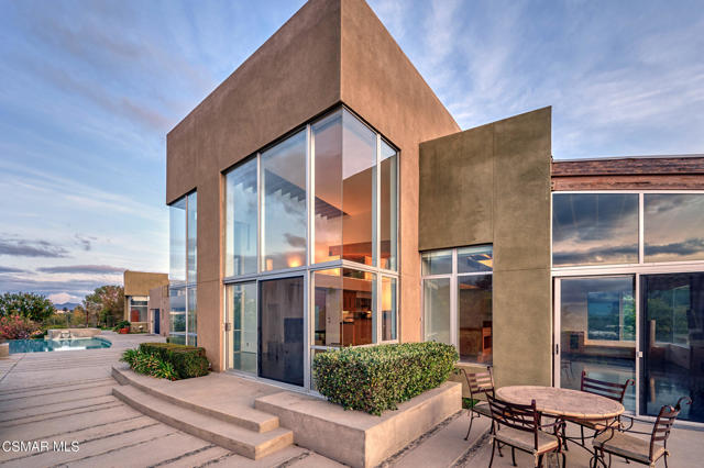 3681 Alomar Drive, Sherman Oaks CA: https://media.crmls.org/mediaz/2b06b59c-ef9d-4984-882e-8405753483b9.jpg