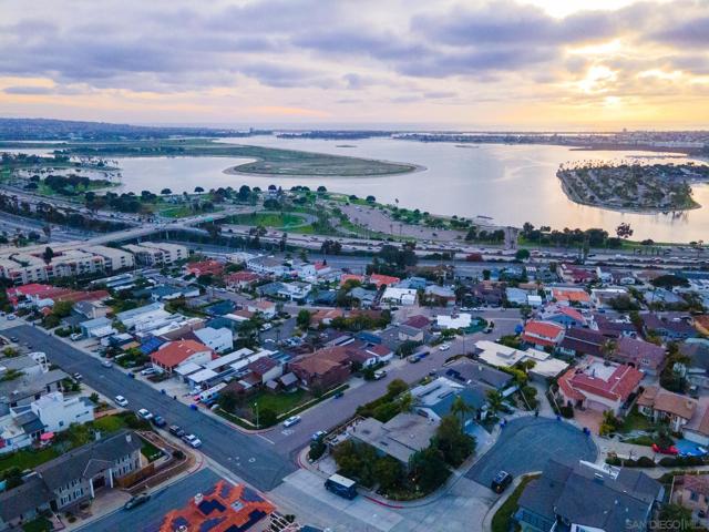 Image 15 of 17 For 2821 Morena Boulevard