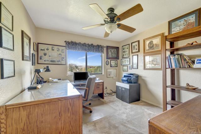 Detail Gallery Image 14 of 45 For 30136 Rolling Hills Dr, Valley Center,  CA 92082 - 3 Beds | 2 Baths