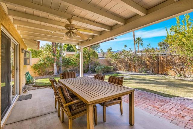 36429 Las Begonias, Cathedral City CA: https://media.crmls.org/mediaz/2b08348a-f142-4b14-a179-7772bac72418.jpg
