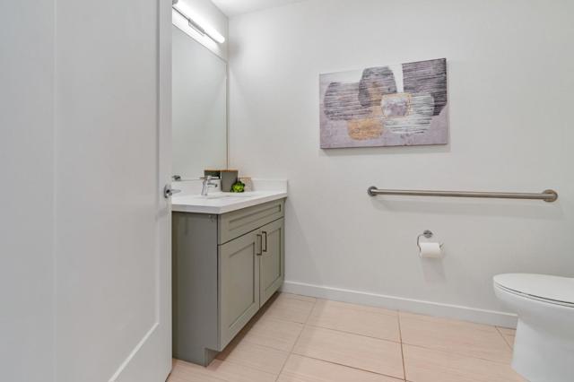 400 El Camino Real, Belmont CA: https://media.crmls.org/mediaz/2b084d8d-62a3-42c9-b6b6-1b4e79f4e381.jpg