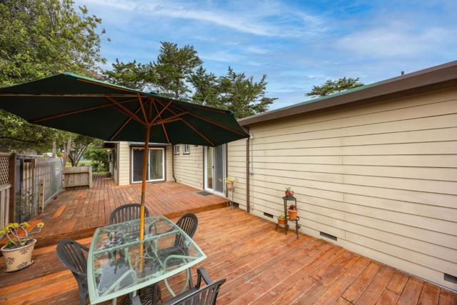 1161 Tamarind Street, Montara CA: https://media.crmls.org/mediaz/2b0965db-9731-4743-8665-588aafdeaea1.jpg
