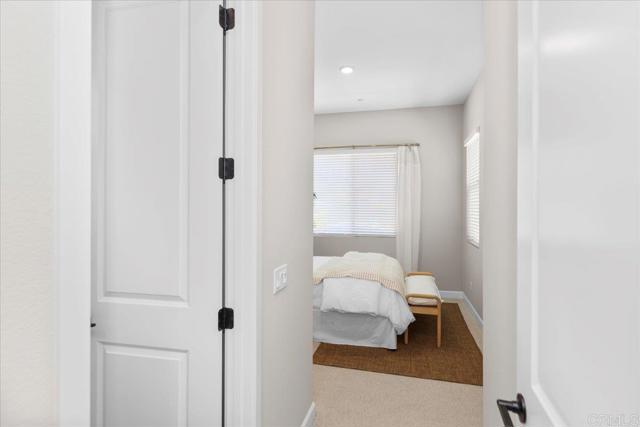 660 Westbrook Loop, San Marcos CA: https://media.crmls.org/mediaz/2b0a23da-2a12-4964-bf56-930e7dd65fc4.jpg
