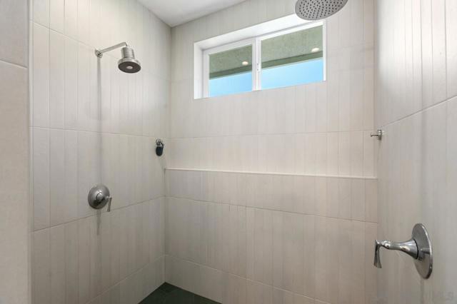 22916 Tombill Rd, Ramona CA: https://media.crmls.org/mediaz/2b0b5a5c-7a03-43a6-a6f9-361eade742df.jpg