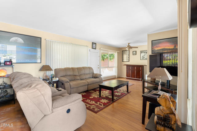 431 Eva Street, Ventura CA: https://media.crmls.org/mediaz/2b0d4b83-7643-4dae-8251-6131627582f1.jpg