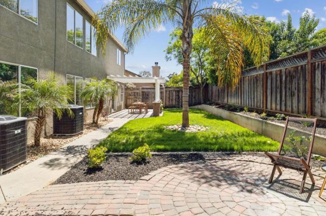 6371 Blackberry Court, Gilroy CA: https://media.crmls.org/mediaz/2b0d565a-01fb-477c-bd8c-c053186239d9.jpg