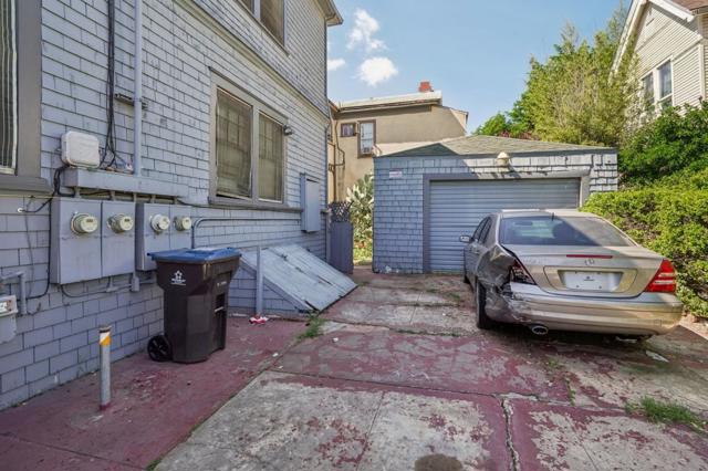 905 N Commerce Street, Stockton CA: https://media.crmls.org/mediaz/2b0dc660-6caf-409a-8d67-a33cf8dea2b2.jpg