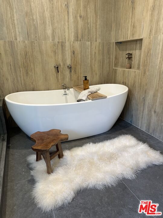 1131 Rancho Drive, Ojai CA: https://media.crmls.org/mediaz/2b0dc6e7-4d93-4423-994c-30593a28d597.jpg